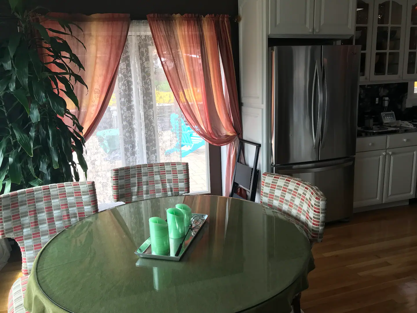 Dining Room, with French doors to your back yard and pool. Open layout with kitchen and living room