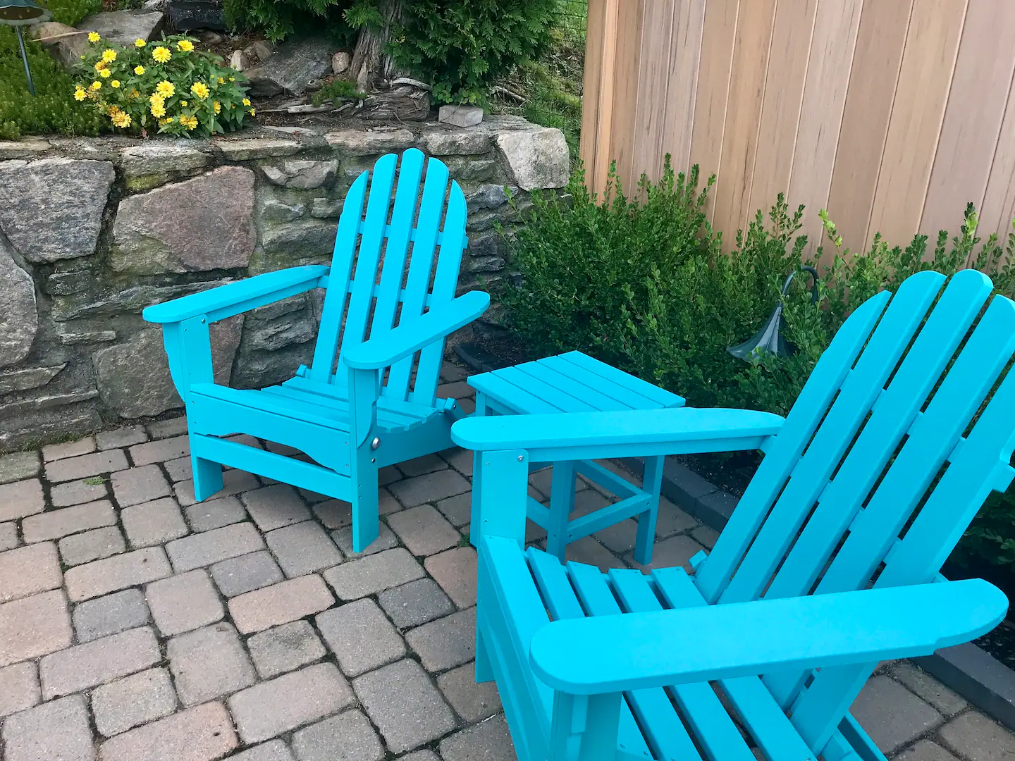 Another sitting area. These chairs are out all year long.